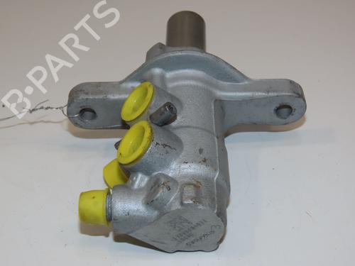 Brake master cylinder RENAULT KADJAR (HA_, HL_) 1.2 TCe 130 (HLMR) | BP29469735M77 
