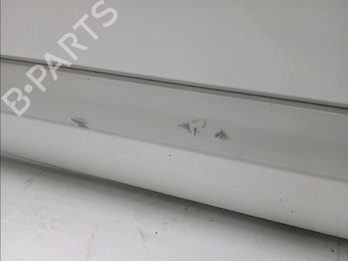 Left front door MERCEDES-BENZ E-CLASS (W210) E 220 CDI (210.006) | BP14951465C2