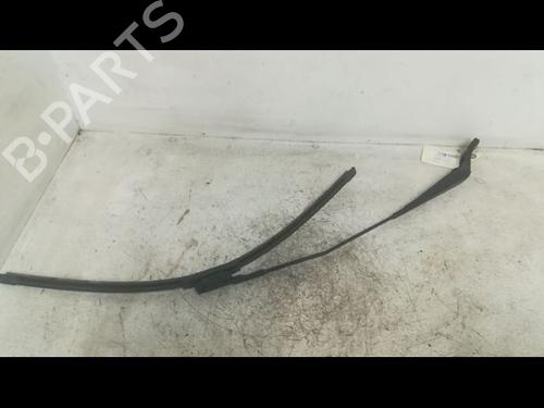 Used Front windshield wiper arm PEUGEOT PARTNER Box Body/MPV 1.6 HDi 16V (90 hp) 14881268