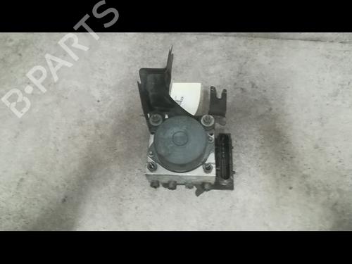 Used ABS pump RENAULT CLIO III (BR0/1, CR0/1) 1.5 dCi (BR17, CR17) (86 hp) 9610228