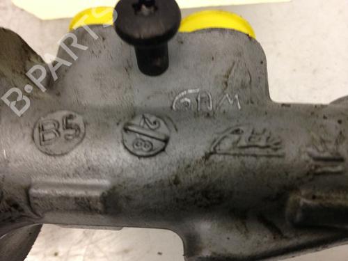 Used Brake master cylinder MINI MINI (R50, R53) Cooper (116 hp) 9594390