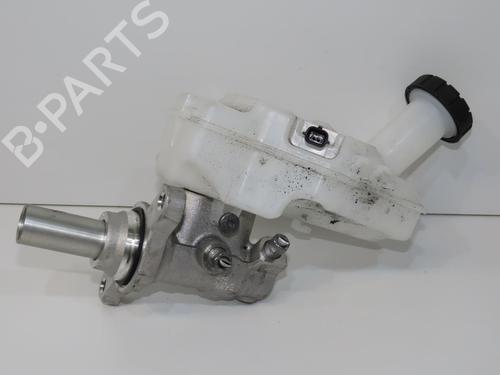 Used Brake master cylinder Brake master cylinder RENAULT CLIO V (B7_) 1.5 Blue dCi 100 (B7AD) (101 hp) 33998763 33998763