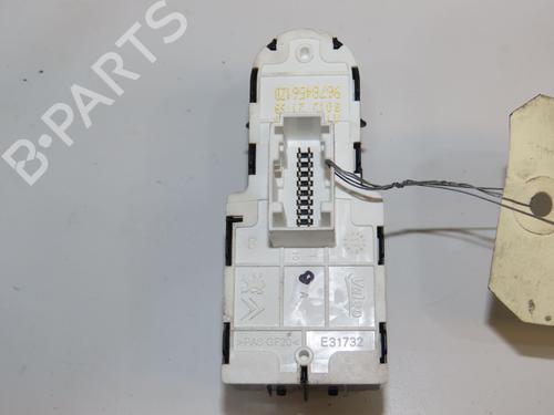 Used Left front window switch Left front window switch CITROËN JUMPY III Van (V_) 2.0 BlueHDi 120 (122 hp) 31120880 31120880