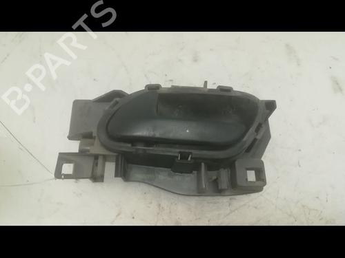 Used Front left interior door handle Front left interior door handle PEUGEOT EXPERT Van (VF3A_, VF3U_, VF3X_) 1.6 HDi 90 16V (90 hp) 9599018 9599018