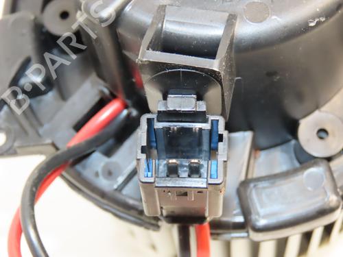 Heater blower motor RENAULT ZOE (BFM_) ZOE | BP28829352M62