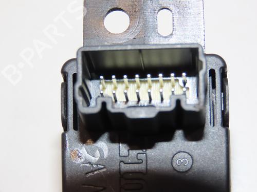 Hand brake RENAULT KADJAR (HA_, HL_) 1.2 TCe 130 (HLMR) | BP28967942I18