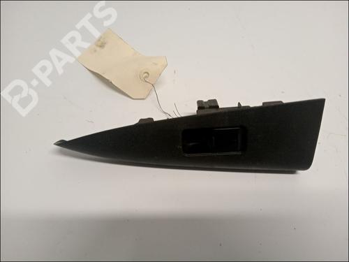 Used Right rear window switch NISSAN NOTE (E11, NE11) 1.6 (110 hp) 10063528