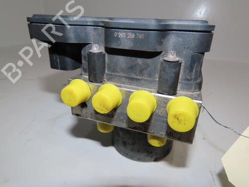 Used ABS pump ABS pump FIAT TIPO Hatchback (356_, 357_) 1.4 (356HXA1B, 357) (95 hp) 30164305 30164305