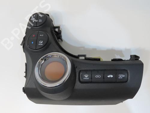 AC-Styringsenhed/Manøvreenhed AC-Styringsenhed/Manøvreenhed HONDA JAZZ III (GE_, GG_, GP_, ZA_) 1.3 i (GE6, GG3, GG6) (100 hp) 36427008 36427008