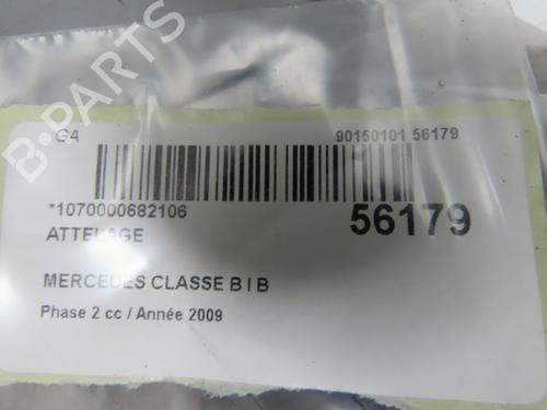 Used Tow ball/Mechanism MERCEDES-BENZ B-CLASS Sports Tourer (W245) B 200 CDI (245.208) (136 hp) 31912212