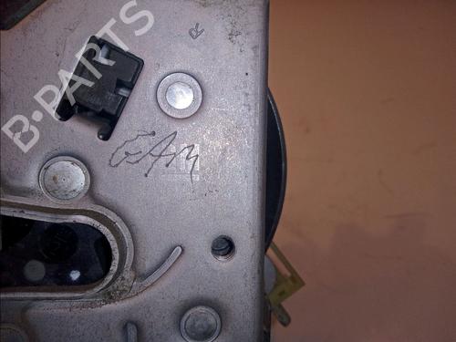 Used Front right lock OPEL VECTRA C (Z02) 2.2 16V (F69) (147 hp) 11102751
