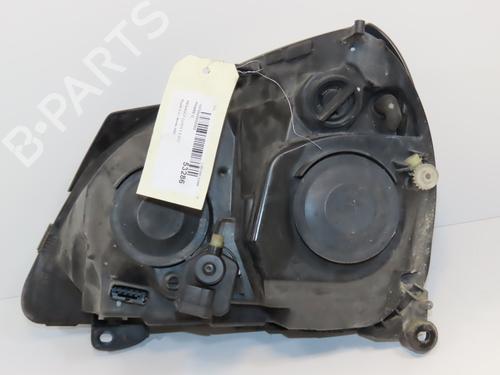 Right headlight RENAULT CLIO II (BB_, CB_) 1.5 dCi (B/CB08) | BP28969419C29 