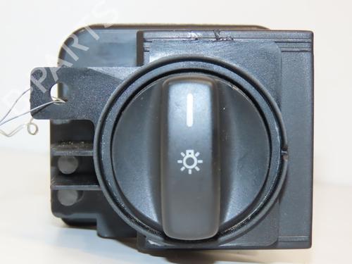 Used Headlight switch MERCEDES-BENZ A-CLASS (W169) A 180 CDI (169.007, 169.307) (109 hp) 18926229