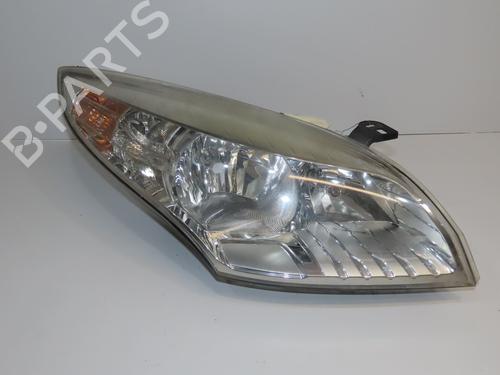 right-headlight-renault-megane-iii-hatchback-bz01_-b3_-2008-36791390 main image