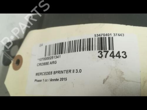 Used Corner bumper MERCEDES-BENZ SPRINTER 3,5-t Van (B906) 319 CDI / BlueTEC (906.631, 906.633, 906.635, 906.637) (190 hp) 9609831