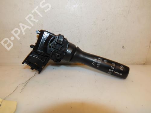 Used Steering column stalk TOYOTA YARIS (_P9_) 1.3 VVT-i (SCP90_, SCP90R) (87 hp) 33132524