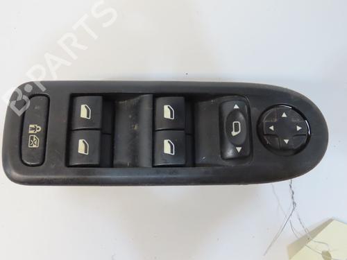 Used Left front window switch Left front window switch 39601760 39601760