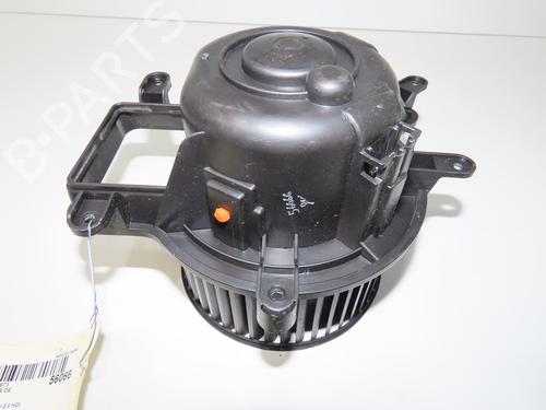 Used Heater blower motor Heater blower motor PEUGEOT 5008 (0U_, 0E_) 2.0 HDi 150 / BlueHDi 150 (150 hp) 32740668 32740668