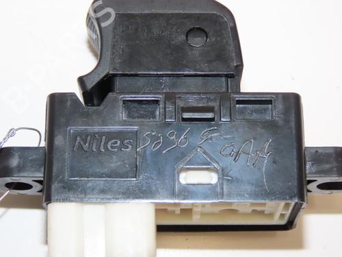 Used Left rear window switch Left rear window switch NISSAN NOTE (E12) 1.5 dCi (90 hp) 23098772 23098772