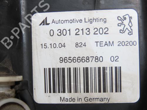 Right headlight PEUGEOT 407 (6D_) 2.0 HDi 135 (6DRHRH, 6DRHRE, 6DRHRG, 6DRHRJ) | BP29318808C29 