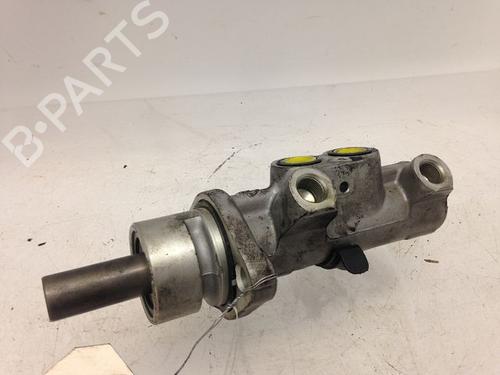 Used Brake master cylinder Brake master cylinder PEUGEOT 406 Break (8E/F) 2.2 HDi (133 hp) 23173719 23173719