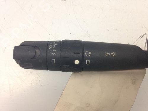 Used Steering column stalk PEUGEOT 406 (8B) 2.0 HDI 90 (90 hp) 23174349