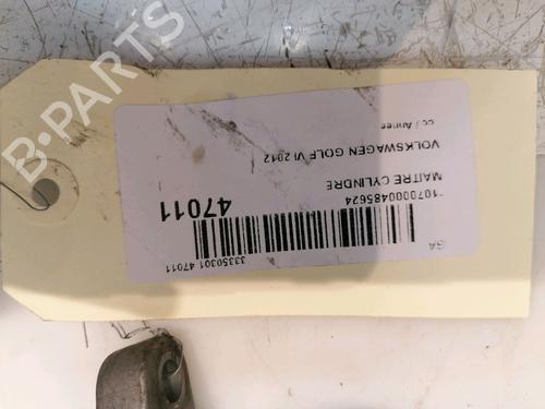 Used Brake master cylinder VW GOLF VI (5K1) 2.0 TDI (170 hp) 15841798