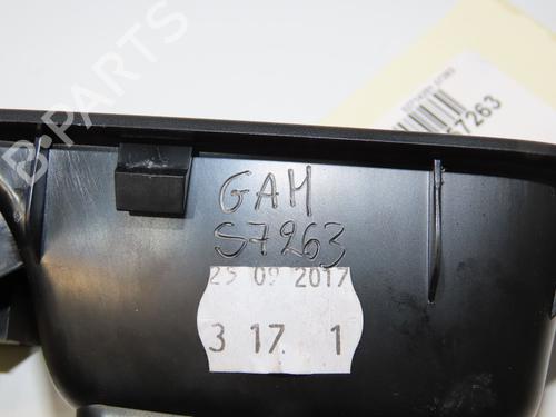 Left front window switch RENAULT TWINGO III (BCM_, BCA_) 1.0 SCe 70 (BCMB) | BP32657998I27 - Image 5