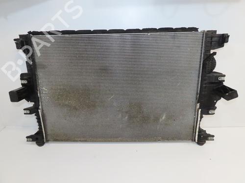 Used Water radiator Water radiator FORD MONDEO V Turnier (CF) 2.0 EcoBlue (150 hp) 33417685 33417685