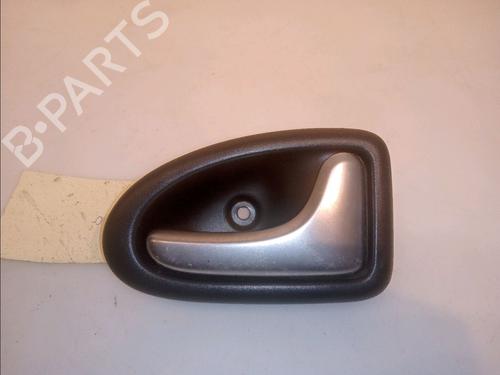Used Rear right interior door handle Rear right interior door handle 15199797 15199797