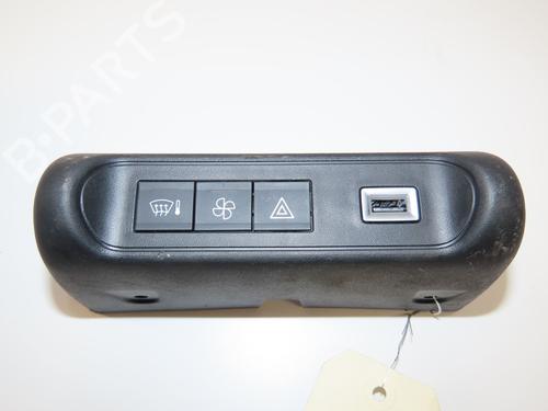 Used Warning switch Warning switch CITROËN AMI (9A_) Electric (9AZ2CA) (8 hp) 36494313 36494313