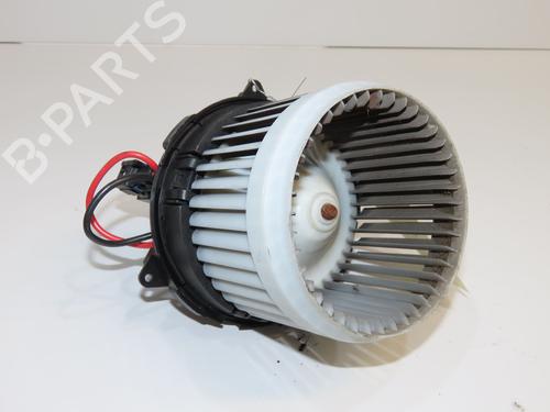 Used Heater blower motor Heater blower motor RENAULT ZOE (BFM_) Electric (BFME) (77 hp) 40110633 40110633