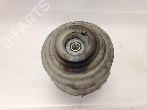 Used Engine mount Engine mount MERCEDES-BENZ CLK (C209) CLK 320 CDI (209.320) (224 hp) 9593365 9593365
