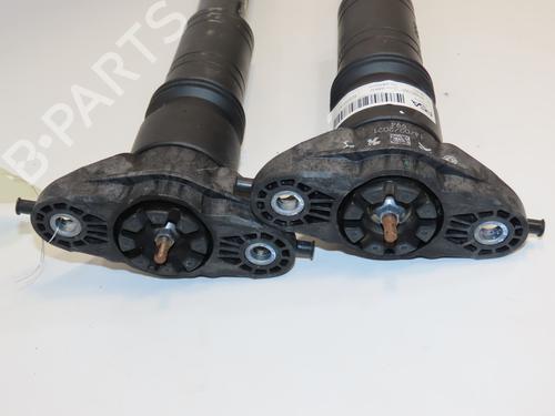 Used Right rear shock absorber PEUGEOT 208 II (UB_, UP_, UW_, UJ_) e-208 (136 hp) 28829868