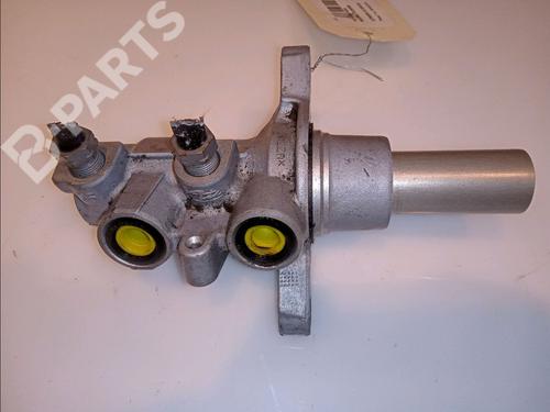 Used Brake master cylinder CITROËN C4 Grand Picasso II (DA_, DE_) 1.6 HDi / BlueHDi 115 (115 hp) 11100413