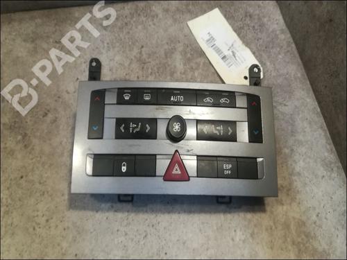 Used Climate control PEUGEOT 407 (6D_) 2.0 HDi 135 (6DRHRH, 6DRHRE, 6DRHRG, 6DRHRJ) (136 hp) 9611726