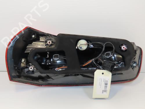 right-taillight-citroen-c4-picasso-ii-2013-28802301 main image
