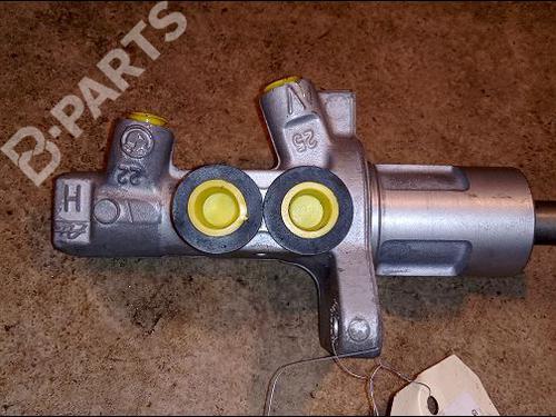 Used Brake master cylinder BMW X1 (E84) xDrive 18 d (143 hp) 9618796