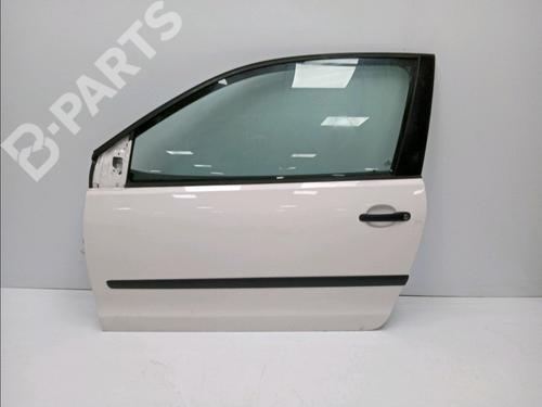 Used Left front door VW POLO (9N_, 9A_) 1.4 TDI (70 hp) 12181013