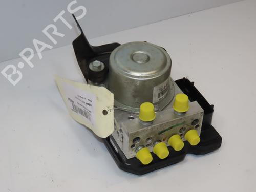 Used ABS pump NISSAN JUKE (F15) 1.5 dCi (110 hp) 17488246