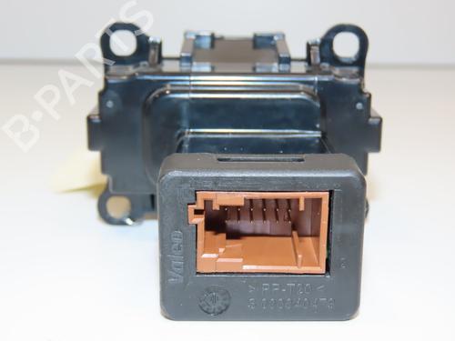 Used Card reader CITROËN C4 Picasso II 1.6 BlueHDi 120 (120 hp) 28829726