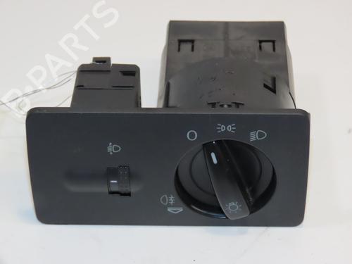 Used Headlight switch SKODA FABIA I (6Y2) 1.2 (54 hp) 28967776