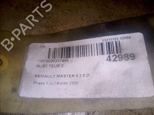 Used Injector RENAULT MASTER II Van (FD) 2.5 D (FD0A, FD0E, FD2E, FD3E) (80 hp) 9824385