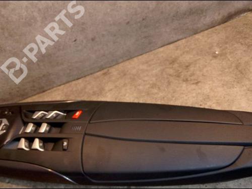 Interior roof light CITROËN DS5 2.0 HDi 165 Hybrid4 4x4 96701574XT