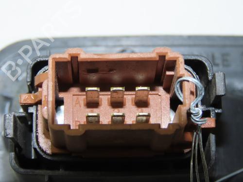 Used Switch Switch NISSAN PRIMASTAR Van (X83) 2.0 dCi 115 (114 hp) 31274391 31274391