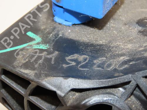 Used Clutch pedal RENAULT TRAFIC III Van (FG_) 1.6 dCi 125 (FGMH) (125 hp) 28801546