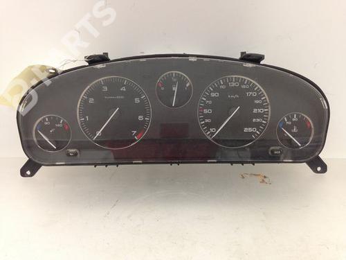 Used Instrument cluster PEUGEOT 406 Coupe (8C) 2.0 16V (136 hp) 9592605