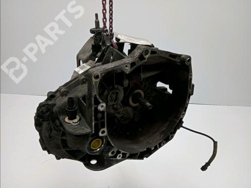 Used Manual gearbox Manual gearbox RENAULT MASTER II Bus (JD) 2.8 dTI (114 hp) 11099721 11099721