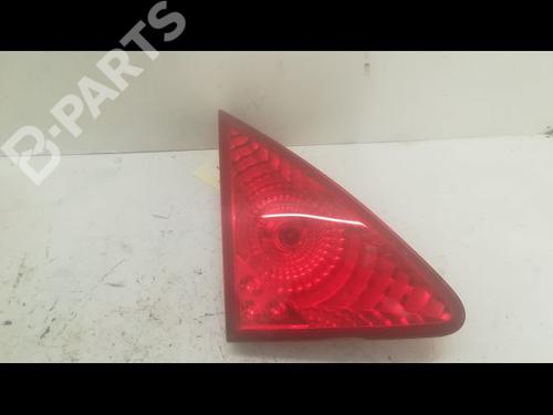 left-tailgate-light-peugeot-3008-i-mpv-0u_-20-hdi-hybrid4-6350he-2009-2010-2011-2012-2013-2014-2015-2016-2017-9601454 main image