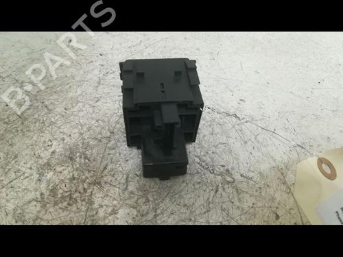 Used Headlight switch RENAULT MEGANE III Hatchback (BZ0/1_, B3_) 1.9 dCi (BZ0N, BZ0J) (131 hp) 9606432